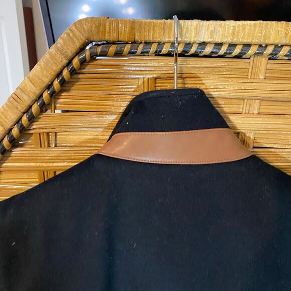 NWT Trient Luxe Wool Vest lined Black wTan leather Trim Medium heritage layer - Picture 3 of 10